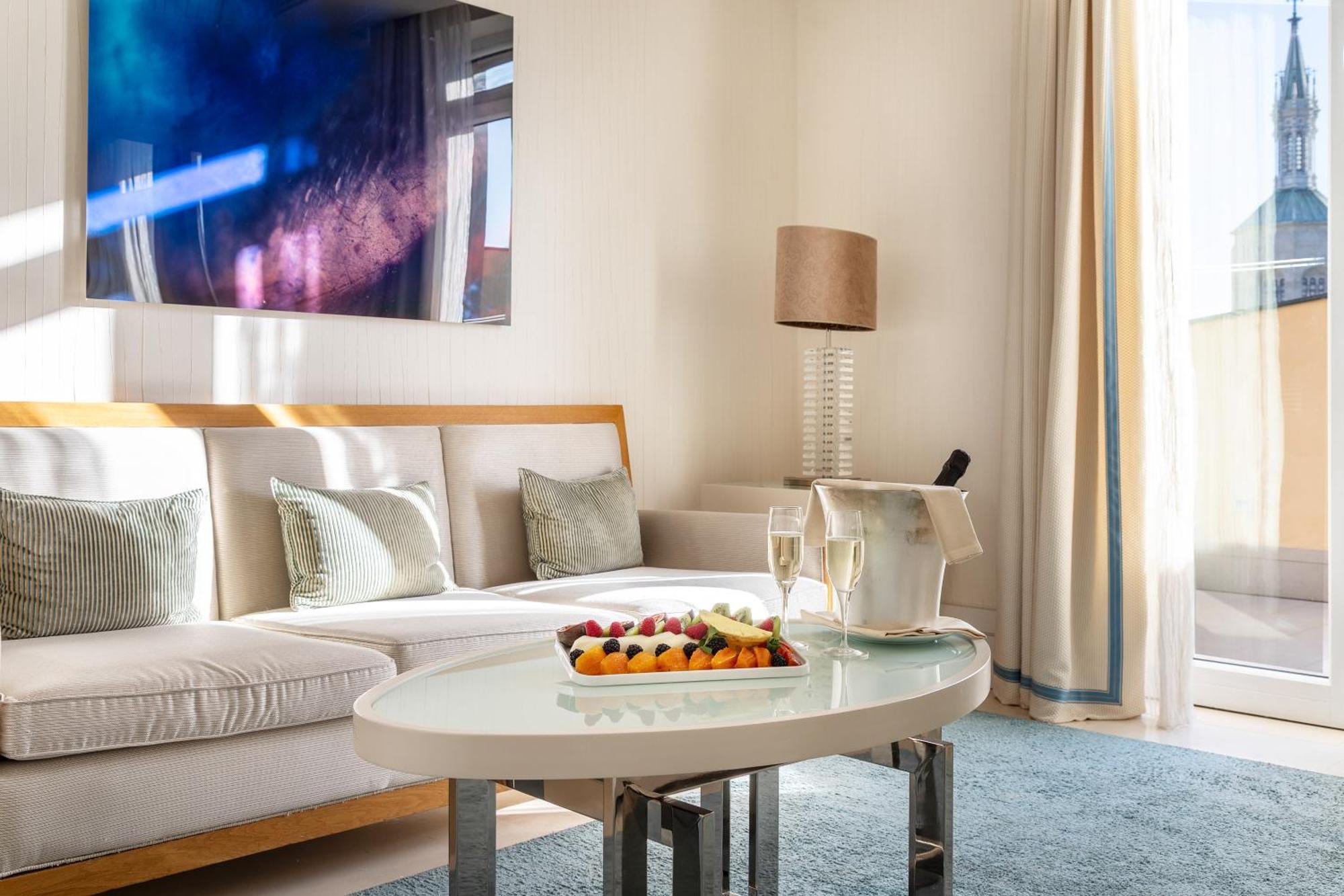 Meliá 5*